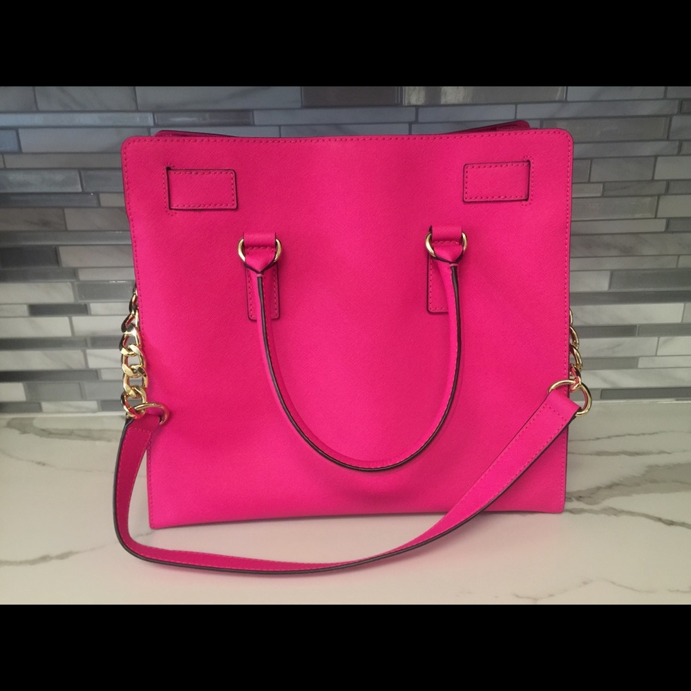 *SOLD* Michael Kors tote handbag; shoulder bag - Picture 3 of 7
